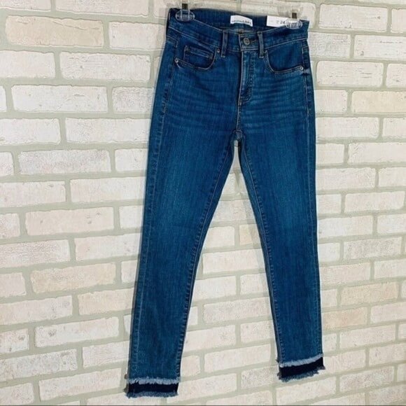 Loft NWT Double Frayed Skinny Jeans Size 24 - Picture 5 of 12